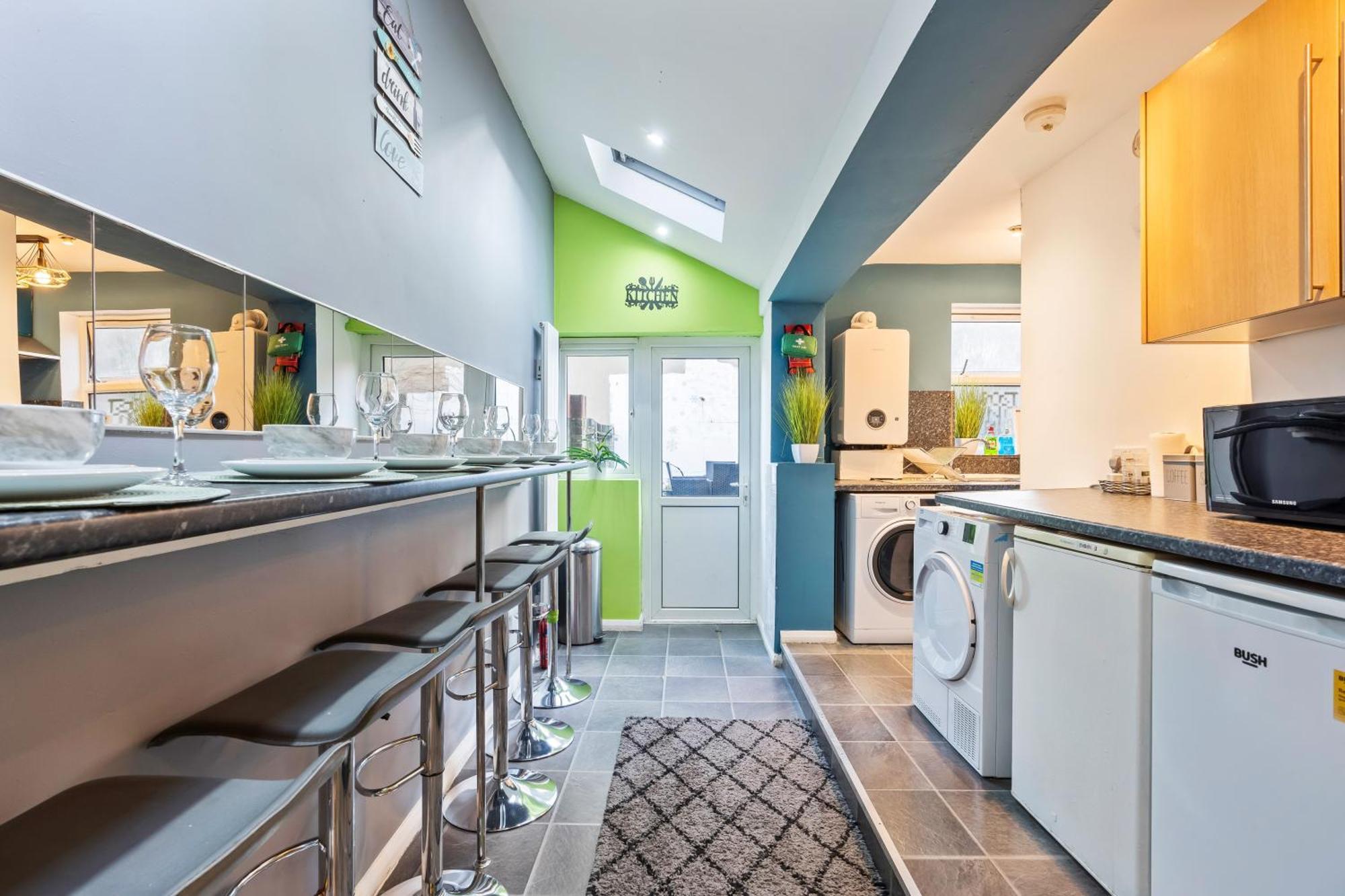 Villa Impeccable 4-Bed House In Brixton Londres Exterior foto